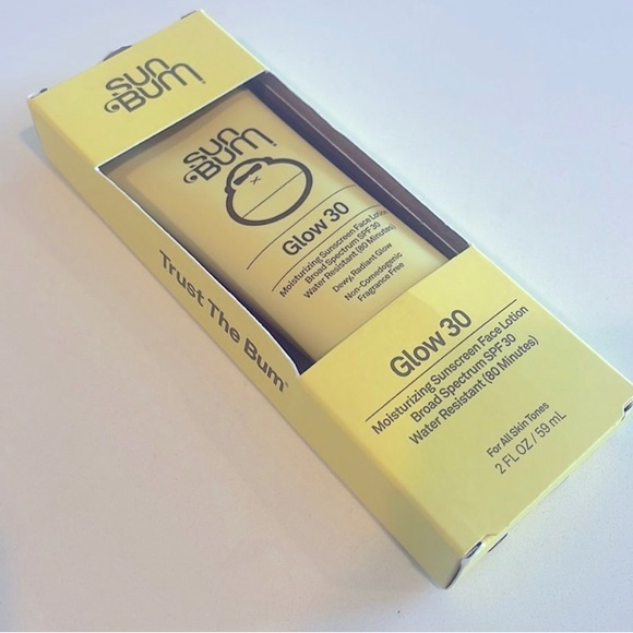 Sun Bum Original Glow SPF 30 Moisturizing Sunscreen Face Lotion - Picture 2 of 4